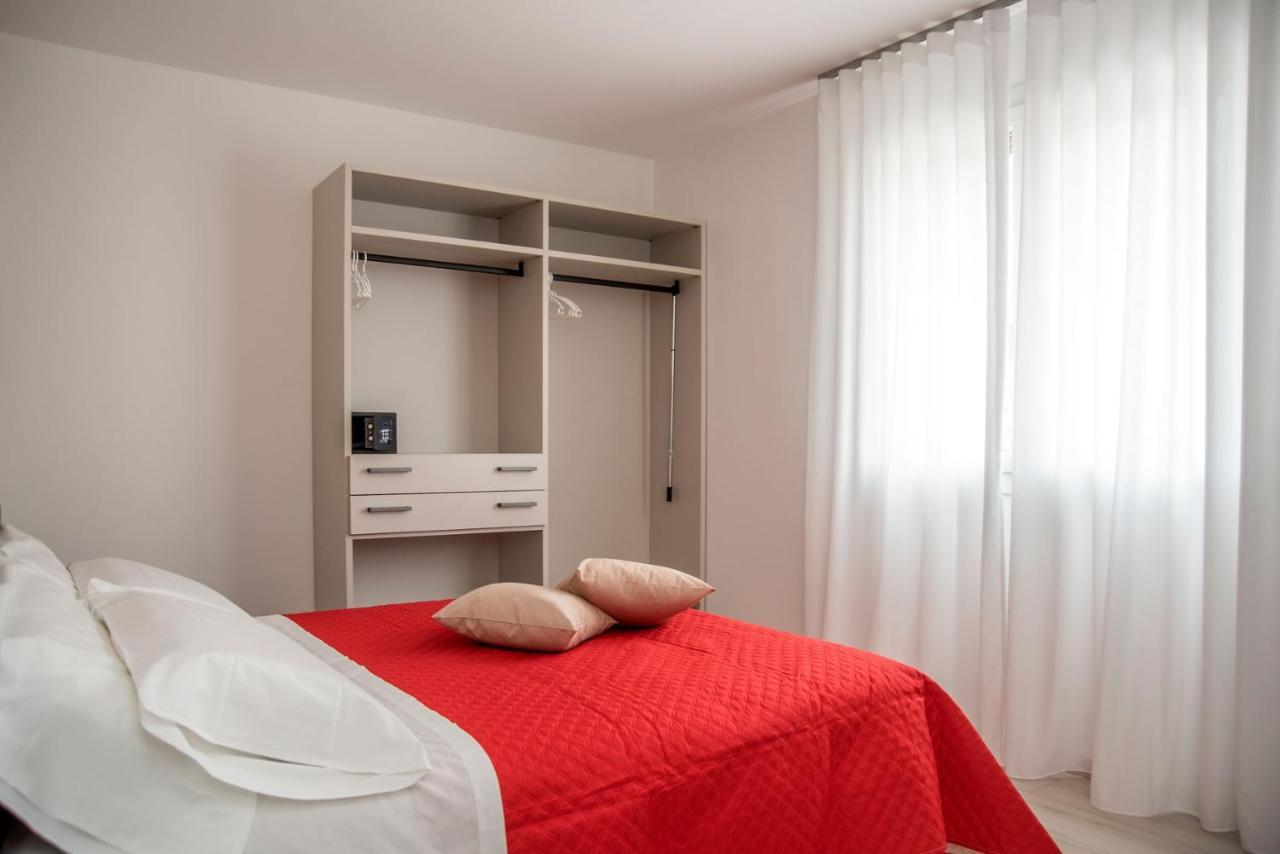 Camelot Red - Appartamenti Verona Ngoại thất bức ảnh